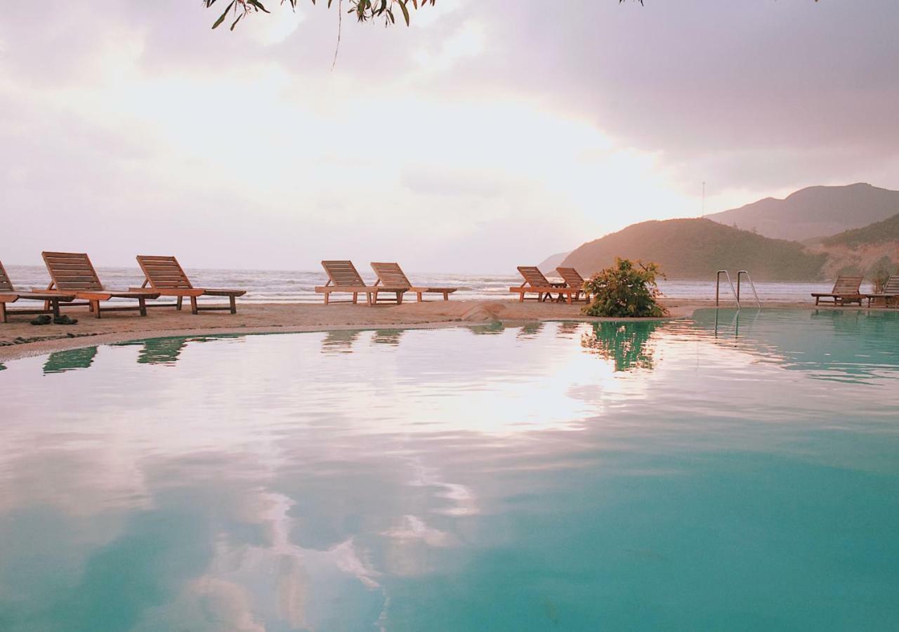 Wild Beach Boutique Resort Ninh Phuoc Екстериор снимка